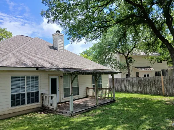 $1,950 | 113 Canyon Road, Georgetown, TX 78628