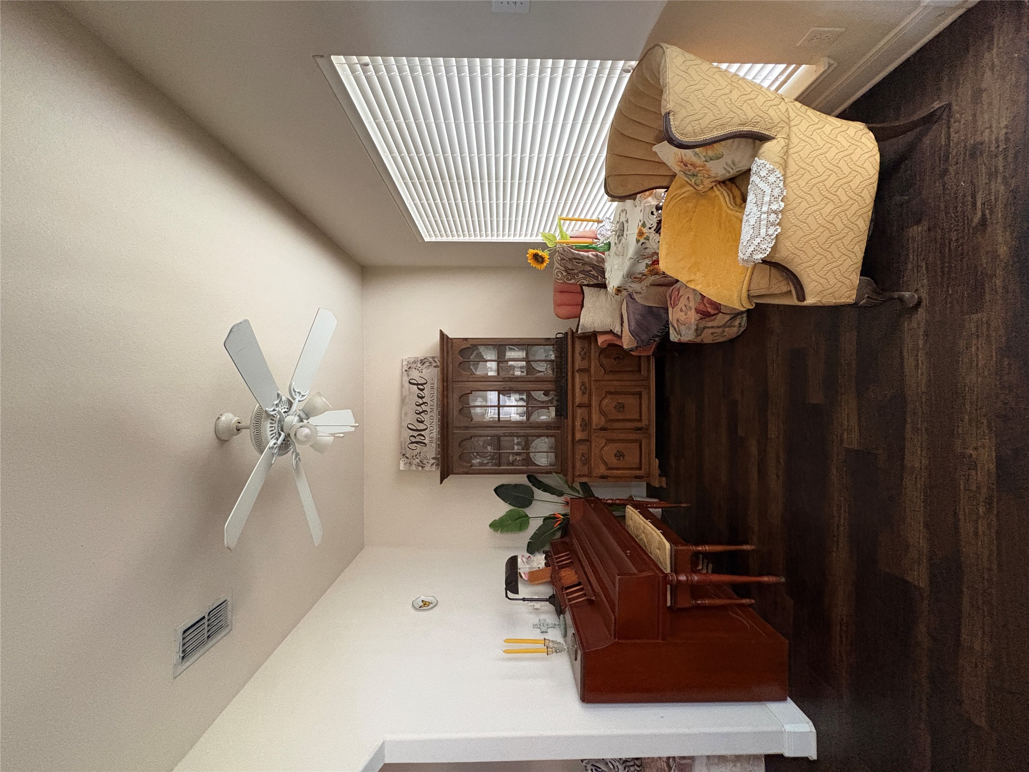 113 Canyon Road Georgetown, TX 78628 - Photo 10 of 21 a living room with furniture and a fireplace