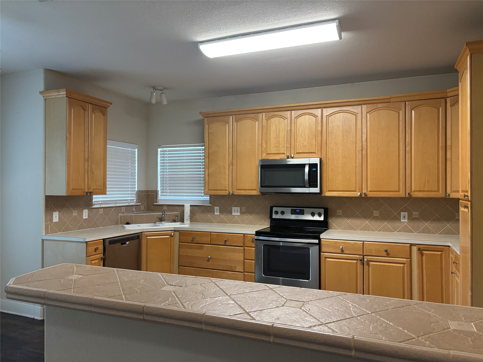 113 Canyon Road Georgetown, TX 78628 - Photo 10 of 23