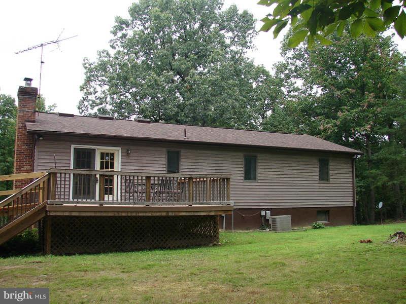 5655 Enon School Road Marshall, VA 20115 - Photo 11 of 18 Exterior (Rear)