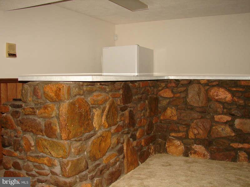 5655 Enon School Road Marshall, VA 20115 - Photo 8 of 18 Interior (General)