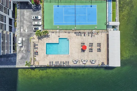 $560,000 | 2017 South Ocean Drive, Unit 910, Hallandale Beach, FL 33009