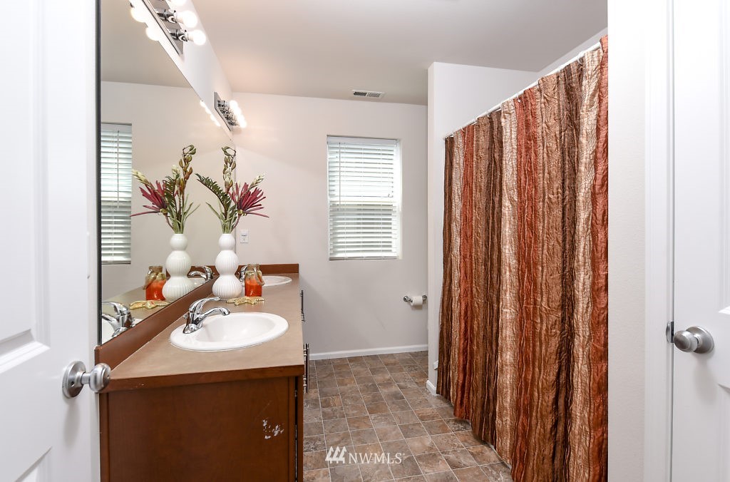 18606 35th Drive Southeast Bothell, WA 98012 - Photo 18 of 21