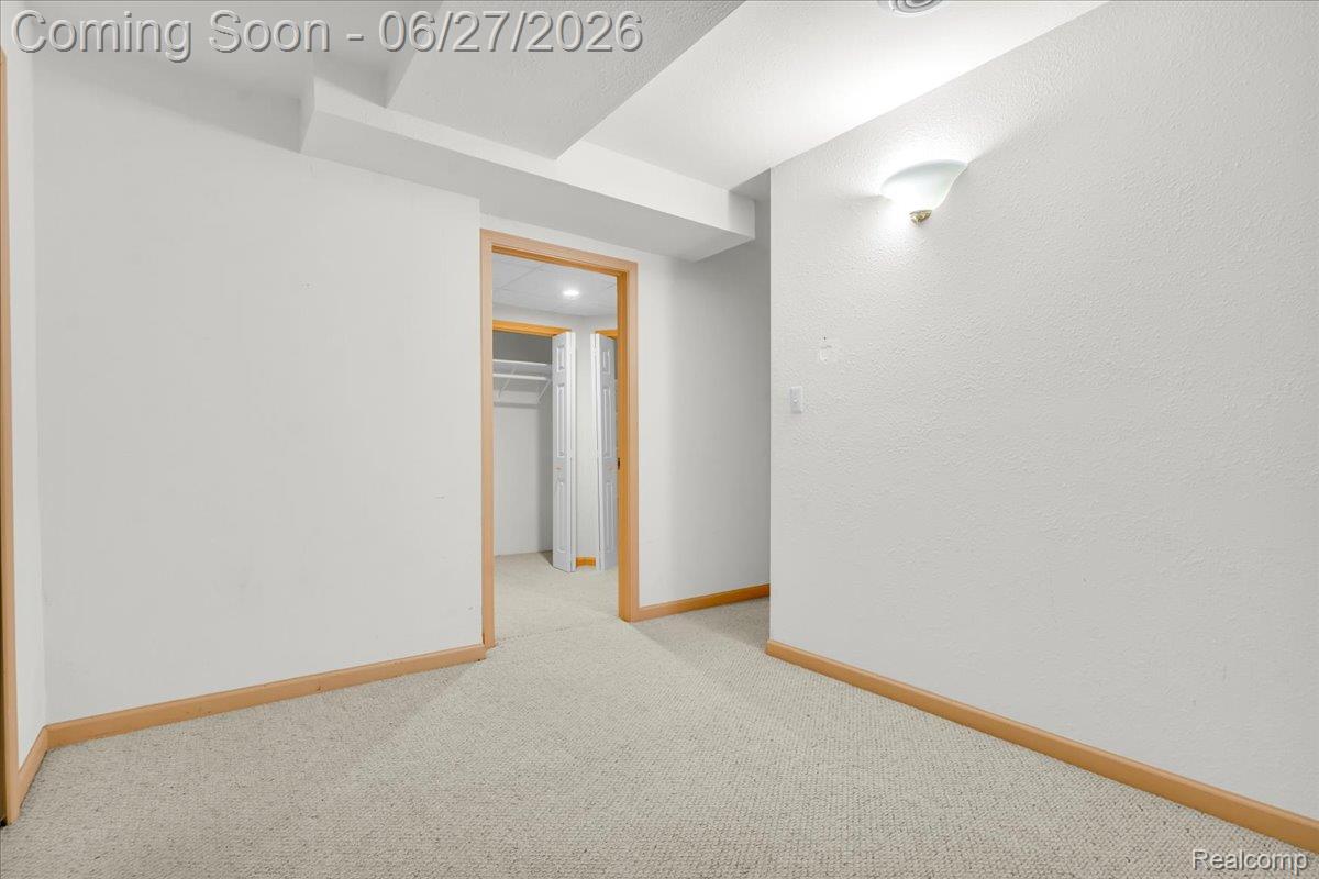 1781 Westridge Drive Rochester, MI 48306 - Photo 53 of 56 47-1781 Westridge Dr_46.jpg