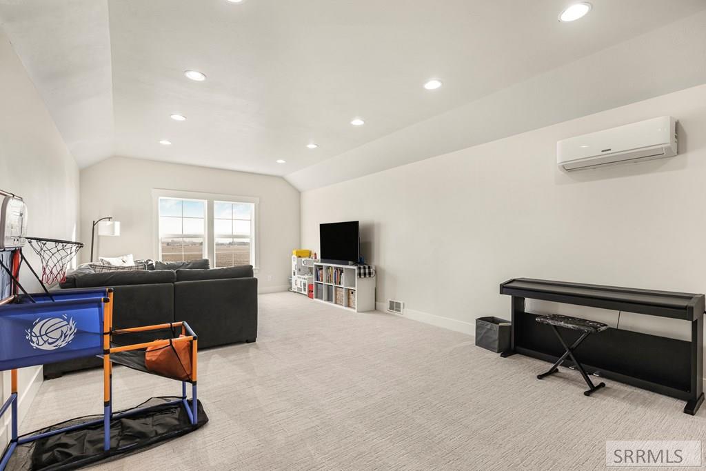 1423 Stoddard Road Shelley, ID 83274 - Photo 19 of 38