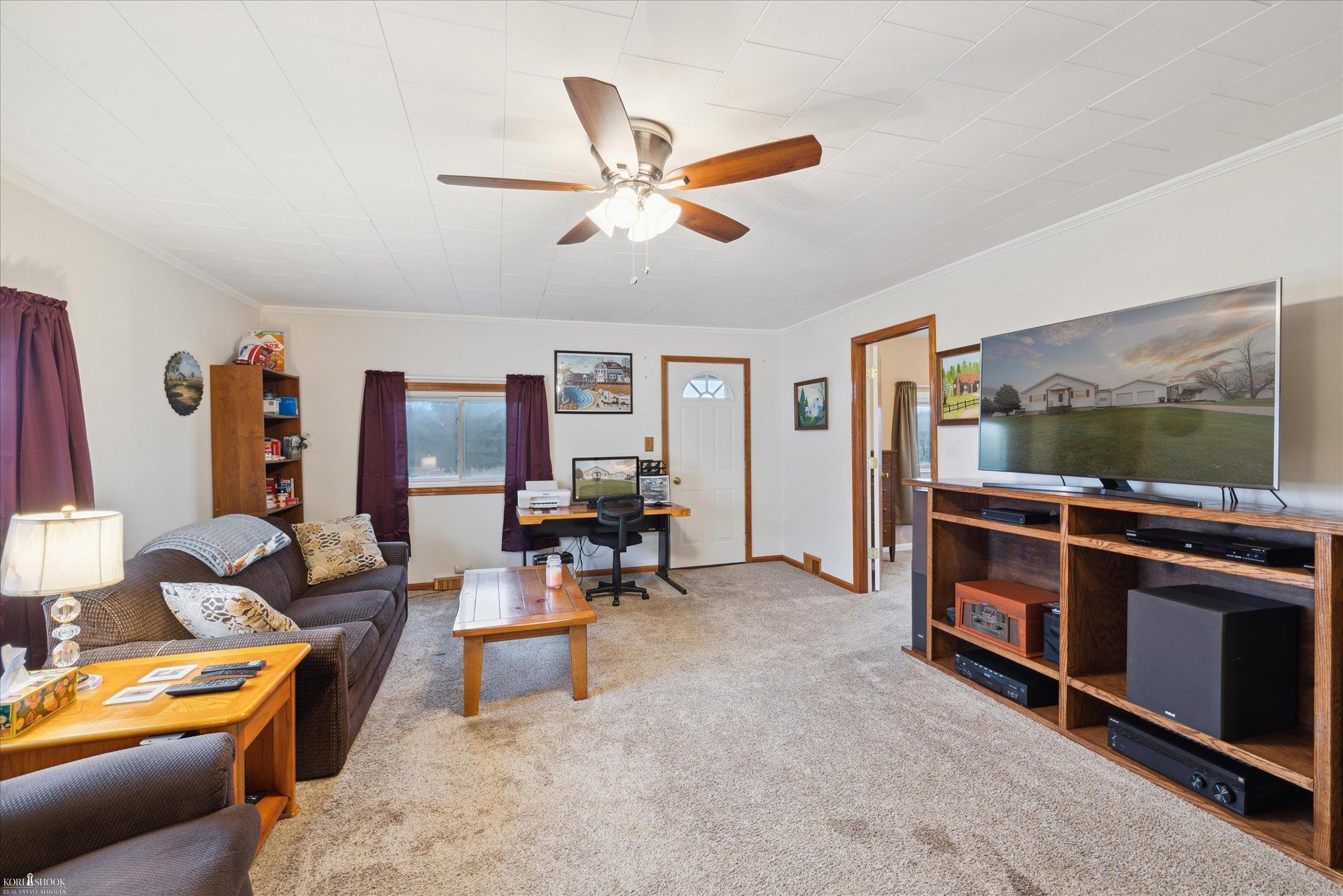 2638 Lyons Road Owosso, MI 48867 - Photo 9 of 36 50161233-ca3b5bb2-67d6-434d-b919-7ffc7a498cd3.JPG