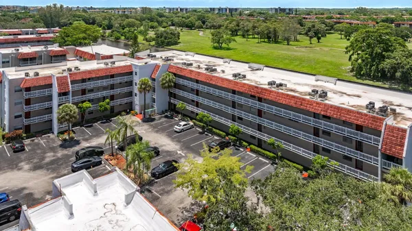 $159,000 | 3551 Inverrary Drive, Unit 312, Lauderhill, FL 33319