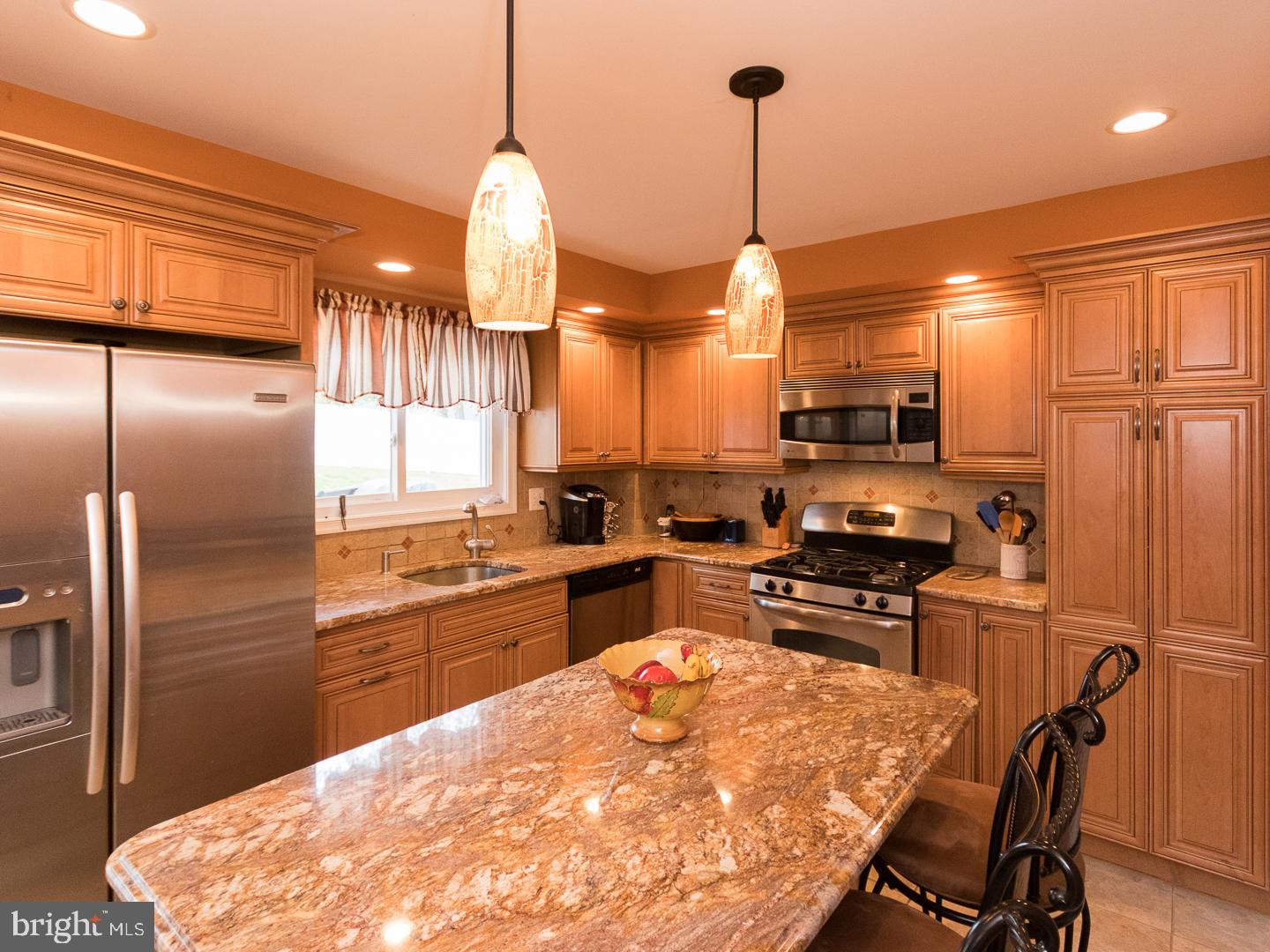 96 Verona Road Broomall, PA 19008 - Photo 3 of 25 Kitchen