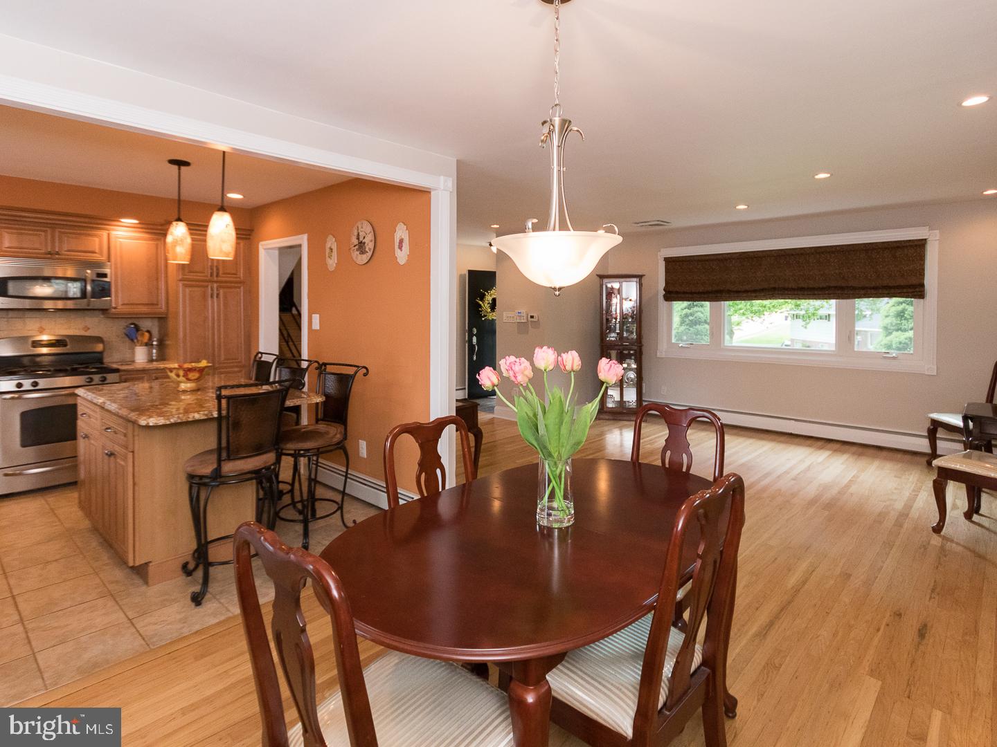 96 Verona Road Broomall, PA 19008 - Photo 10 of 25 Dining Room