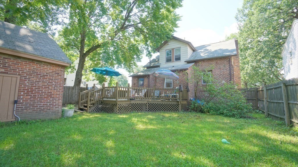 89 Middle Street Springfield, MA 01104 - Photo 20 of 21