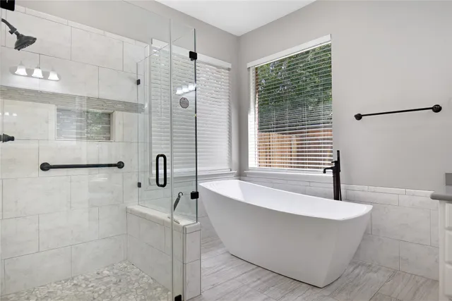 $3,000 | 152 West Amberglow Circle, The Woodlands, TX 77381