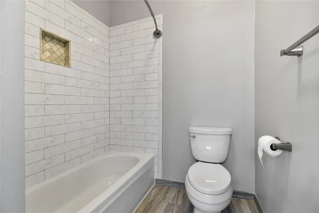 $3,000 | 152 West Amberglow Circle, The Woodlands, TX 77381