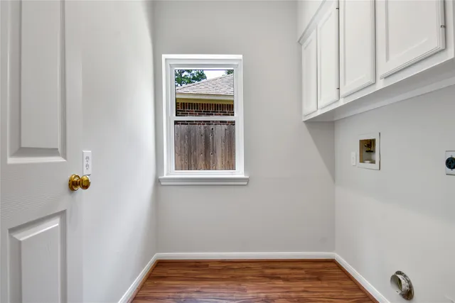 $3,000 | 152 West Amberglow Circle, The Woodlands, TX 77381