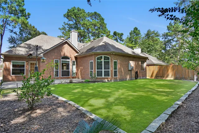 $3,000 | 152 West Amberglow Circle, The Woodlands, TX 77381