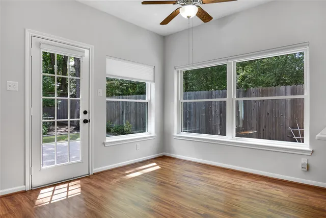 $3,000 | 152 West Amberglow Circle, The Woodlands, TX 77381