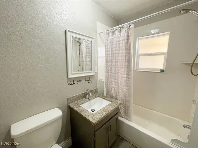 $995 | 5930 Dodd Street, Unit 2, Las Vegas, NV 89122