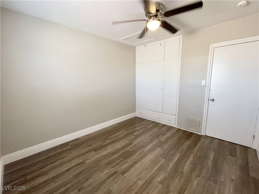 5930 Dodd Street, Unit 2 Las Vegas, NV 89122 - Photo 3 of 11