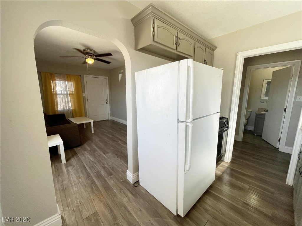 5930 Dodd Street, Unit 2 Las Vegas, NV 89122 - Photo 8 of 11