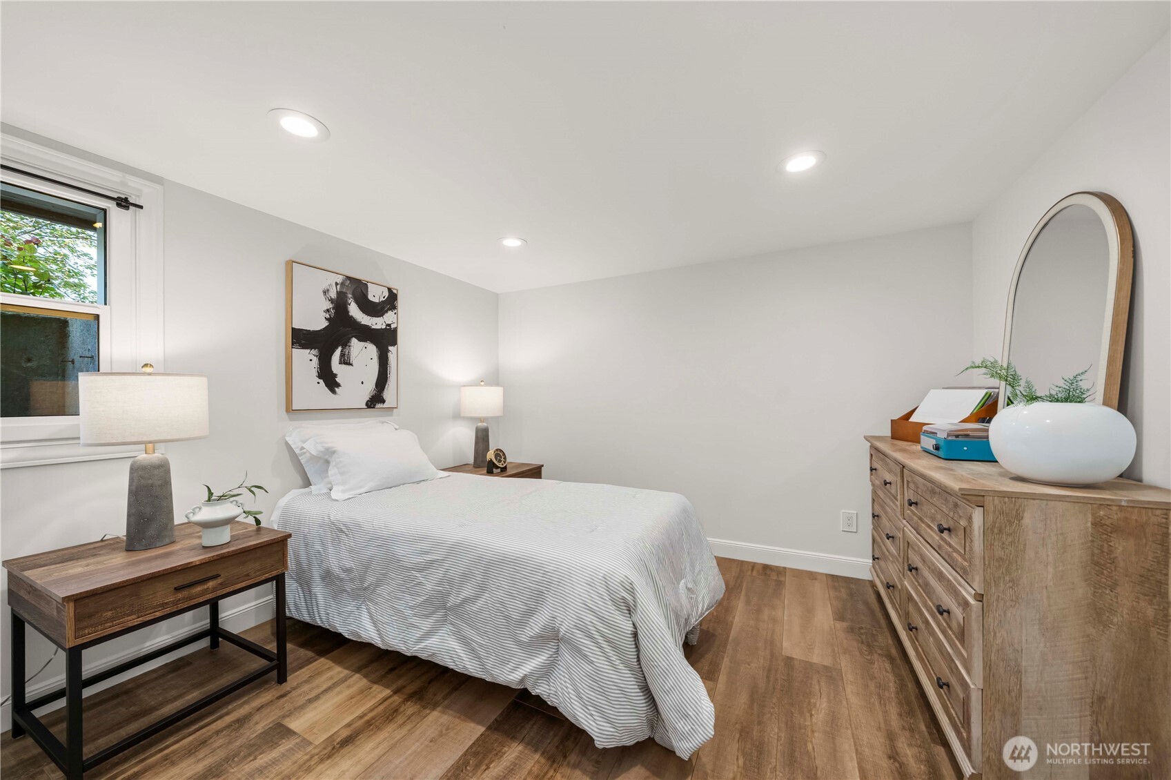 321 Lee Street Seattle, WA 98109 - Photo 26 of 40