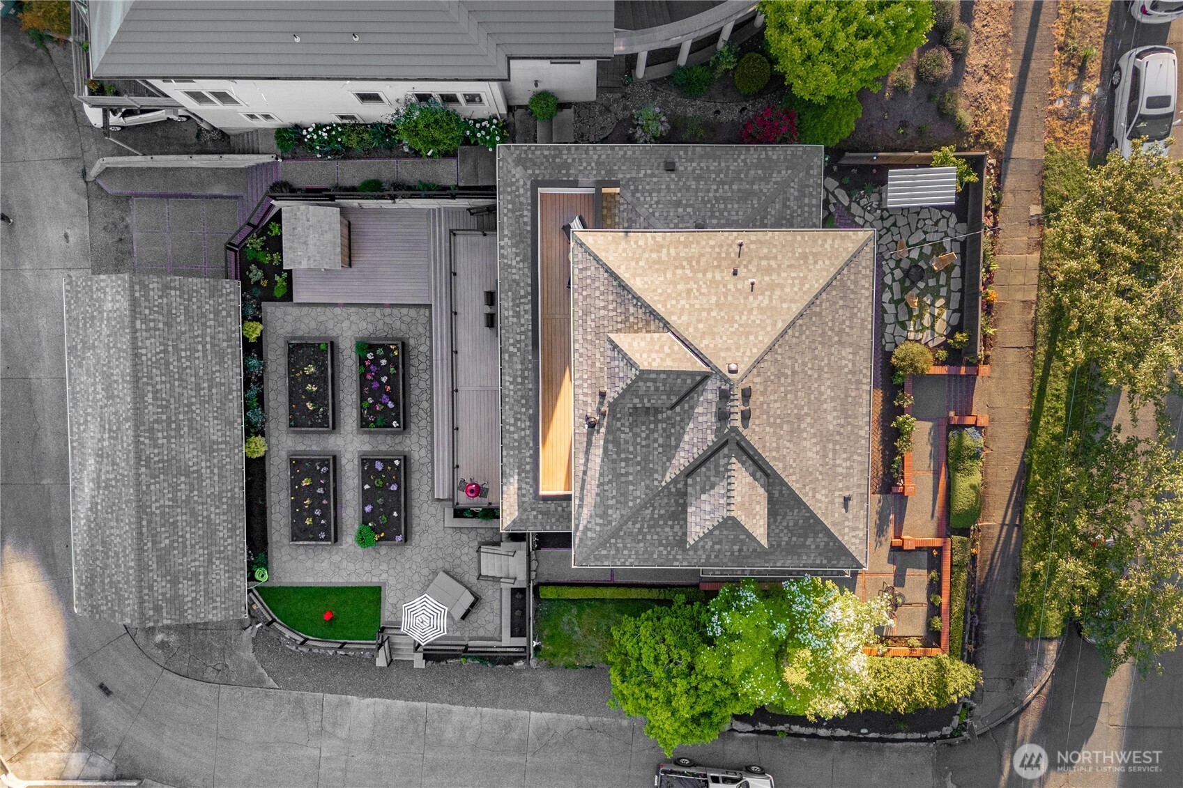 321 Lee Street Seattle, WA 98109 - Photo 38 of 40