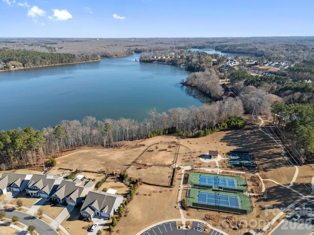 $750,000 | 1016 Dali Boulevard, Mount Holly, NC 28120