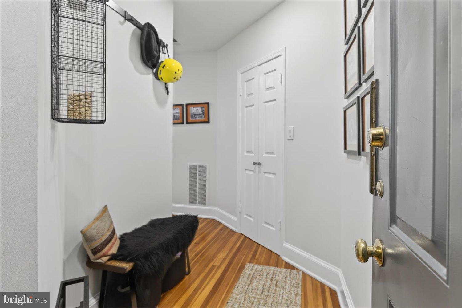 410 5th Street Northeast, Unit 1 Washington, DC 20002 - Photo 25 of 37 Charming entryway with character.