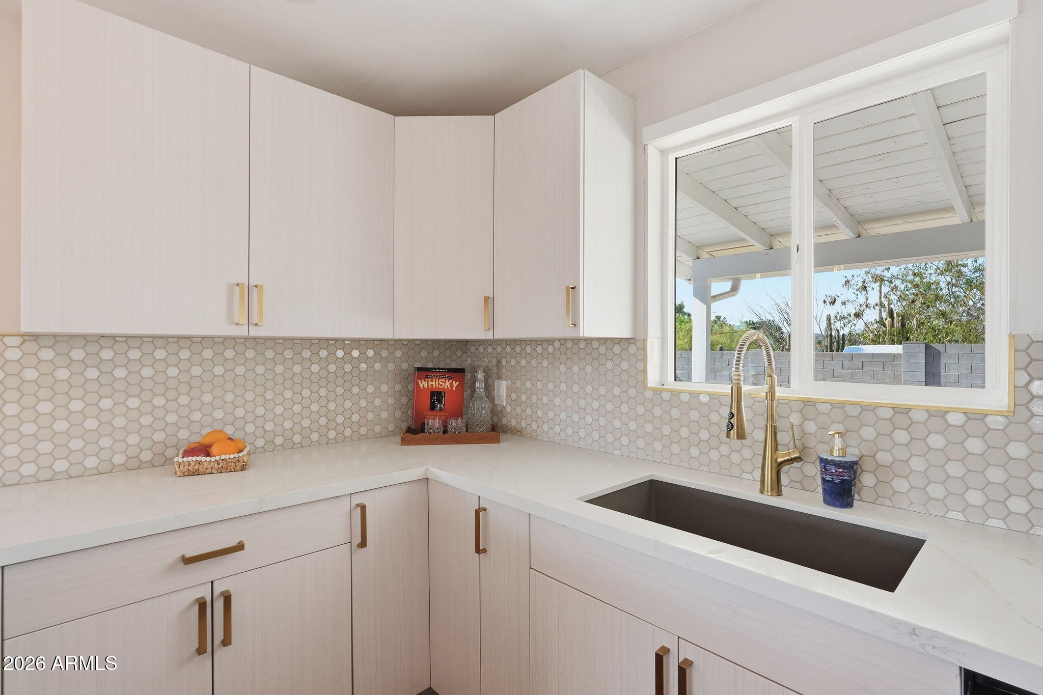 1502 East Hatcher Road Phoenix, AZ 85020 - Photo 15 of 41