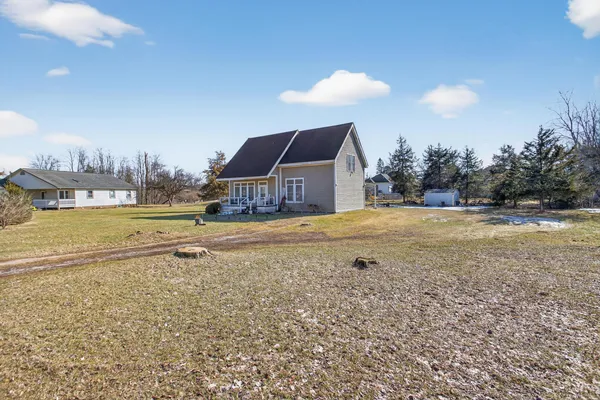 $265,000 | 129 Kathy Lane, Brooklyn, MI 49230