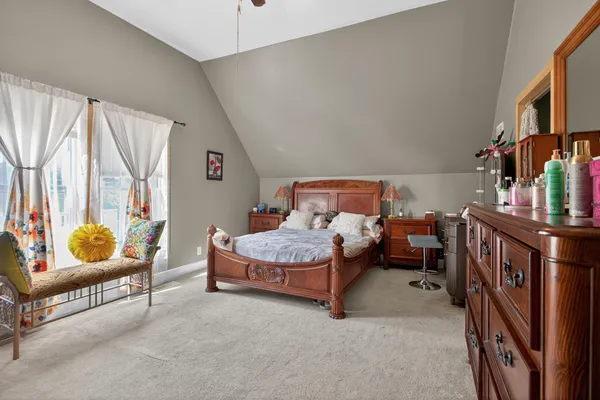 $265,000 | 129 Kathy Lane, Brooklyn, MI 49230