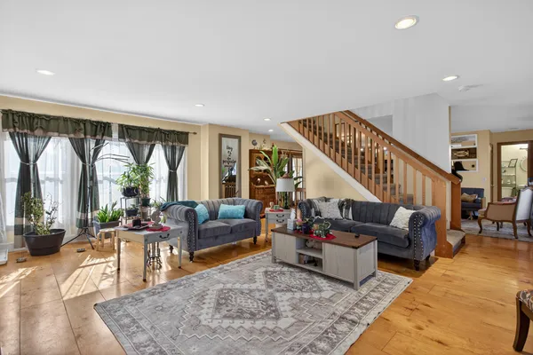 $265,000 | 129 Kathy Lane, Brooklyn, MI 49230