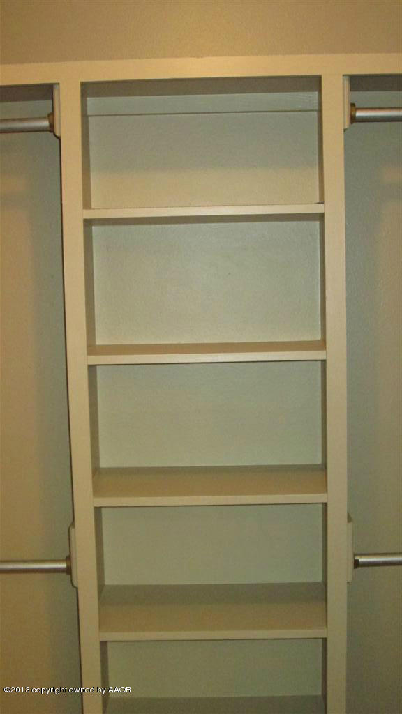 4211 Relatta Avenue Amarillo, TX 79110 - Photo 19 of 41 a close view of closet
