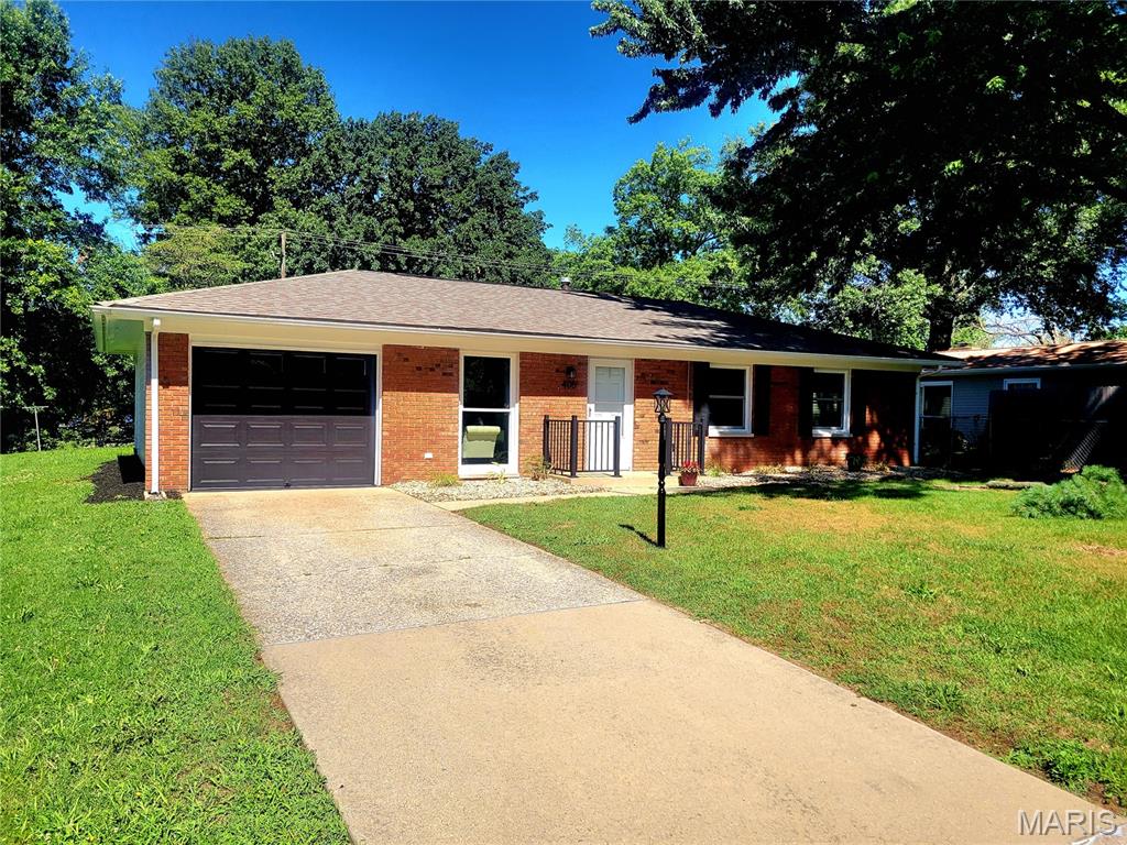 405 Todd Lane Belleville, IL 62221 - Photo 1 of 2