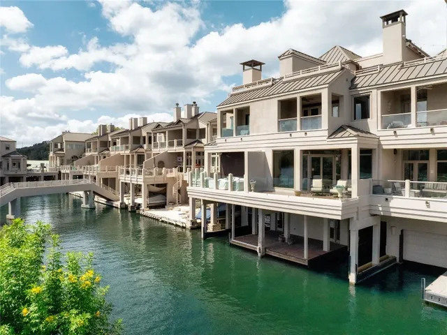 a view of residential building with outdoor space