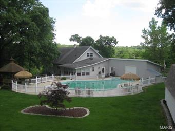 2921 Old Baumgartner Road St. Louis, MO 63129 - Photo 2 of 32 Gallery Image 2