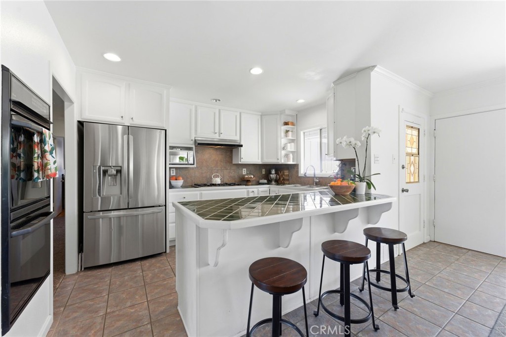 4374 Ramona Drive Riverside, CA 92506 - Photo 11 of 54