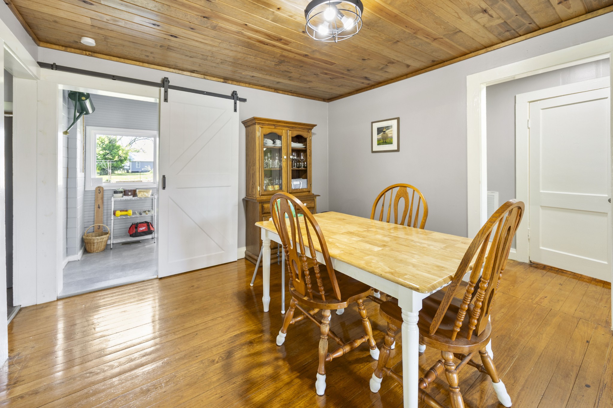 905 Nicholson Street Decherd, TN 37324 - Photo 8 of 27 a dining room with furniture and window