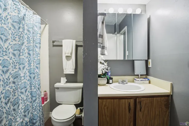 $399,000 | 1128 Dimarco Drive, Marrero, LA 70072