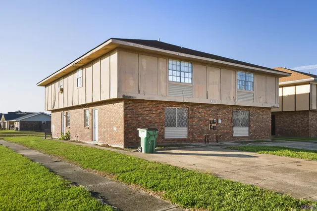 $399,000 | 1128 Dimarco Drive, Marrero, LA 70072