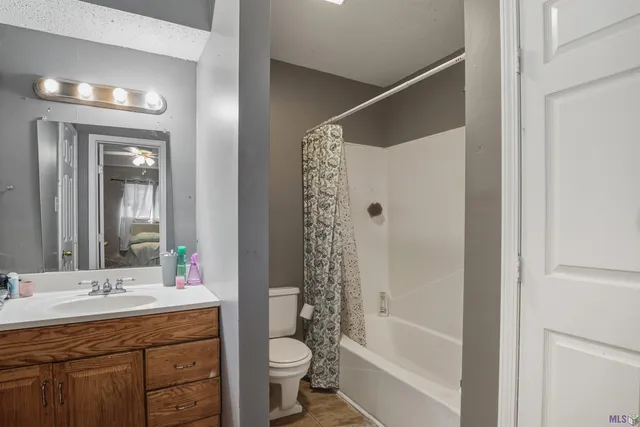 $399,000 | 1128 Dimarco Drive, Marrero, LA 70072