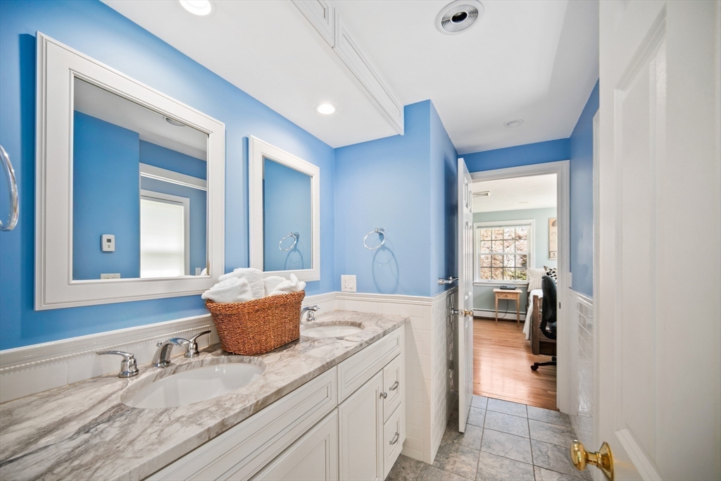 136 Plympton Road Sudbury, MA 01776 - Photo 29 of 42 Gallery Image 29