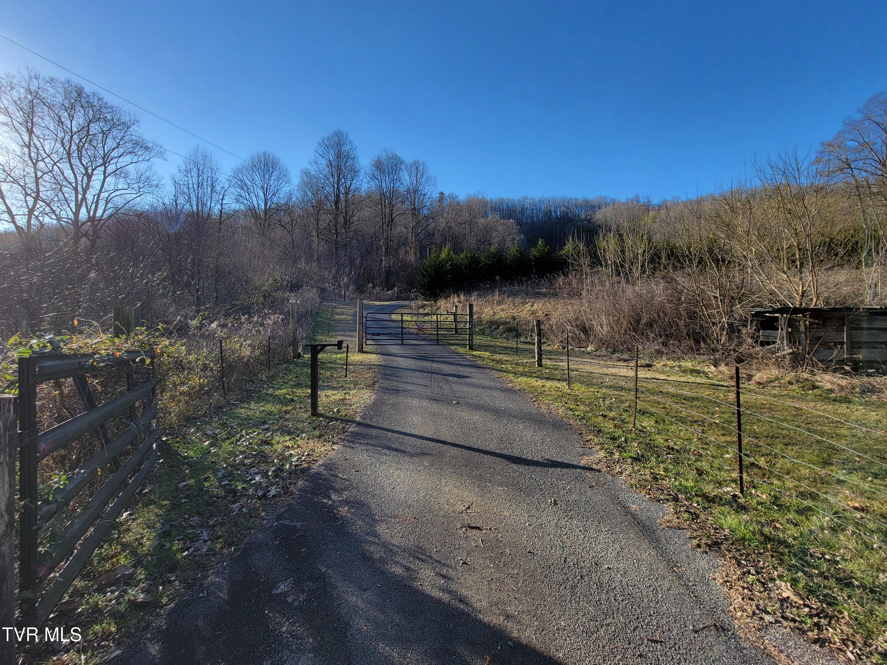 1701 Jonesborough Road Erwin, TN 37650 - Photo 15 of 48 20250203_160644