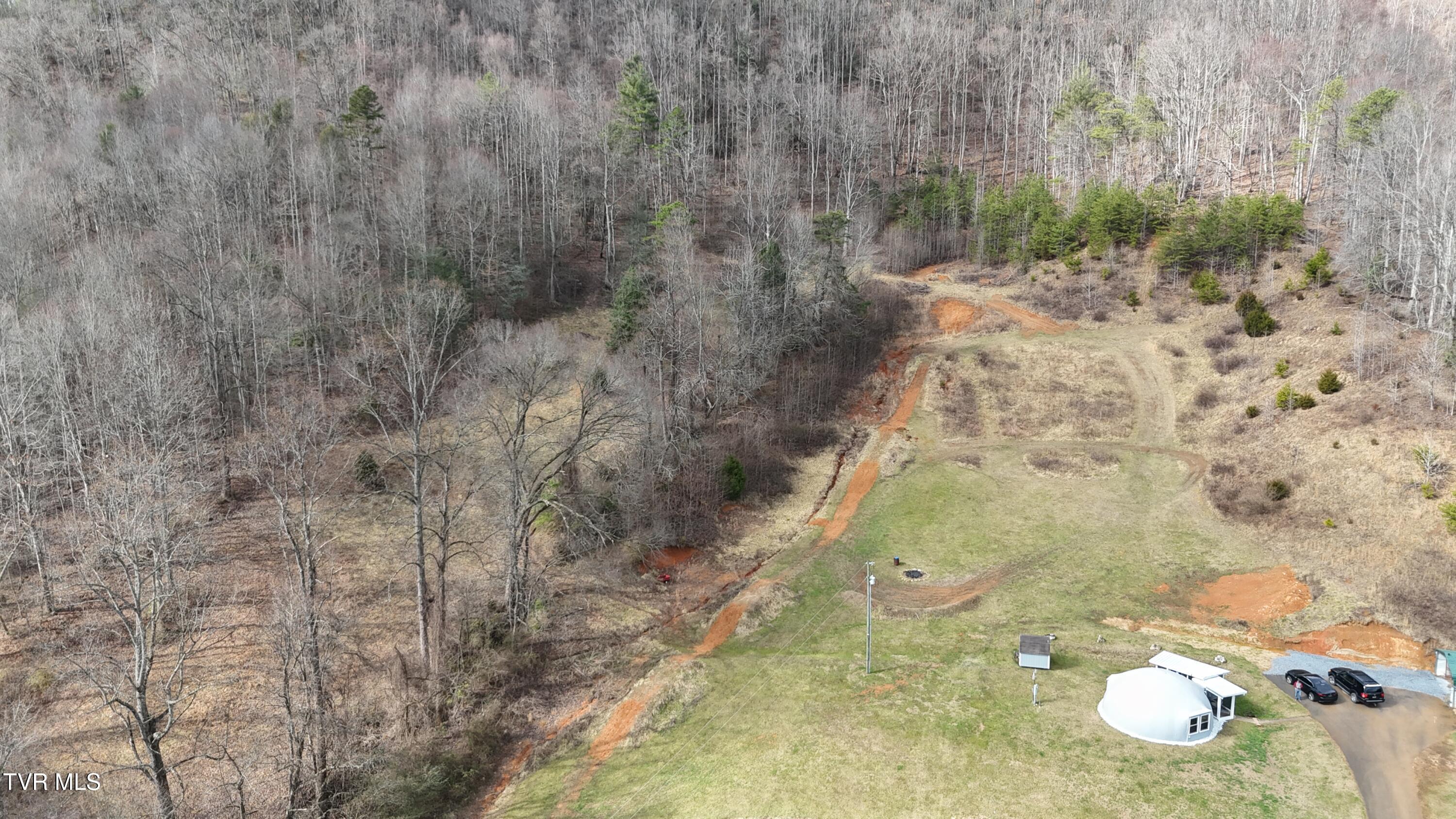 1701 Jonesborough Road Erwin, TN 37650 - Photo 18 of 48 DJI_20250206125406_0031_D