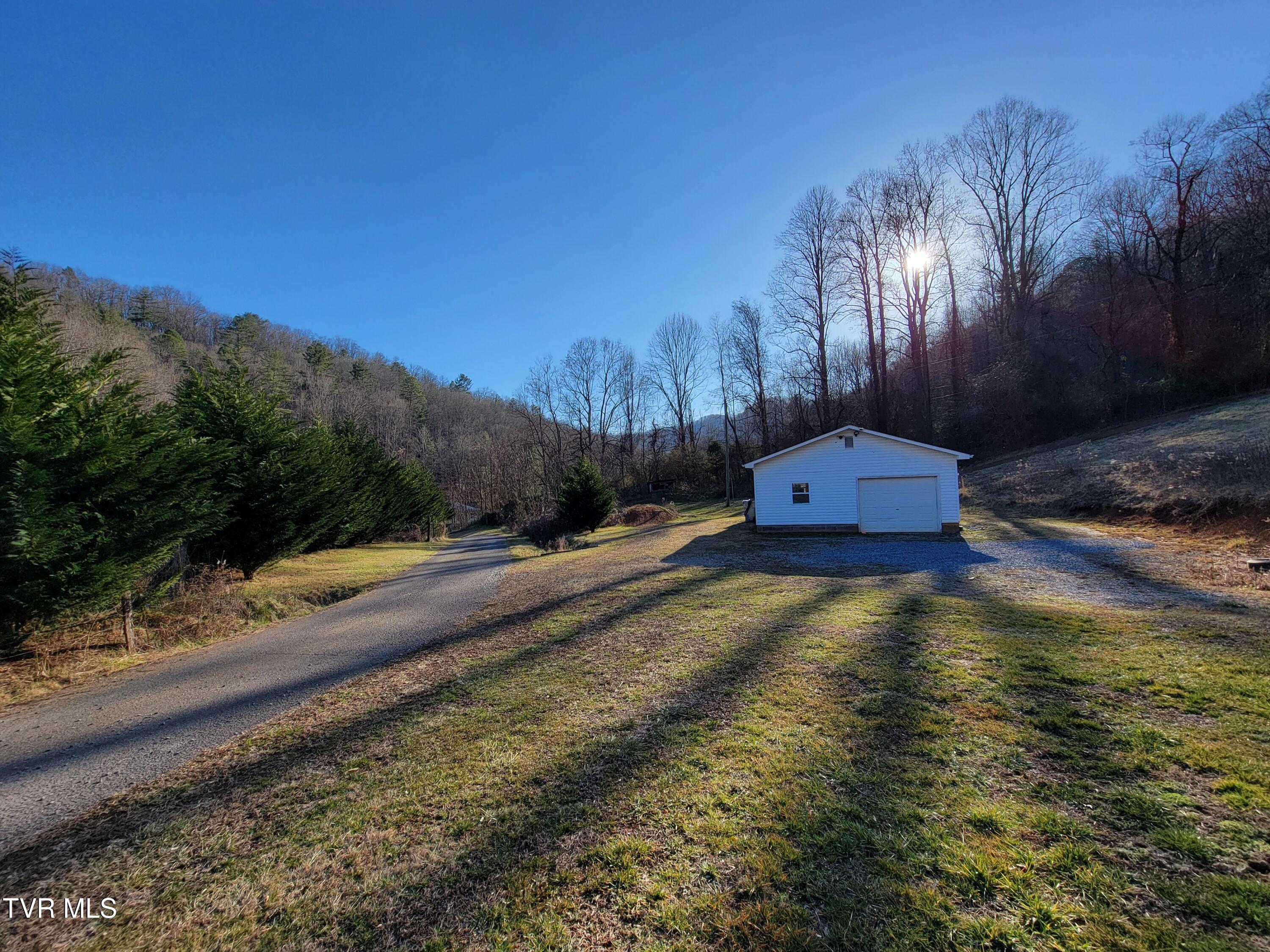 1701 Jonesborough Road Erwin, TN 37650 - Photo 26 of 48 20250203_160513
