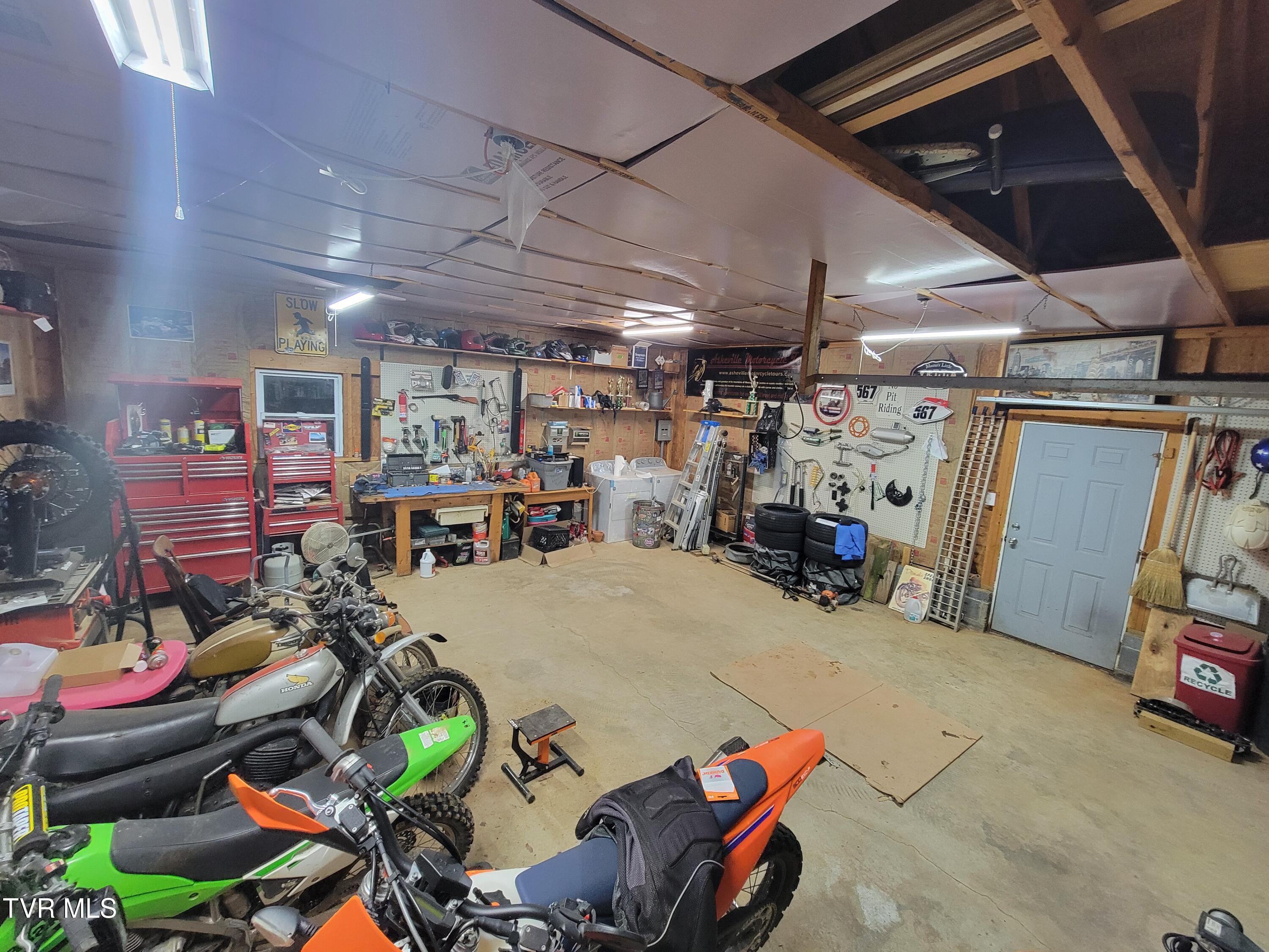 1701 Jonesborough Road Erwin, TN 37650 - Photo 28 of 48 20250203_193119
