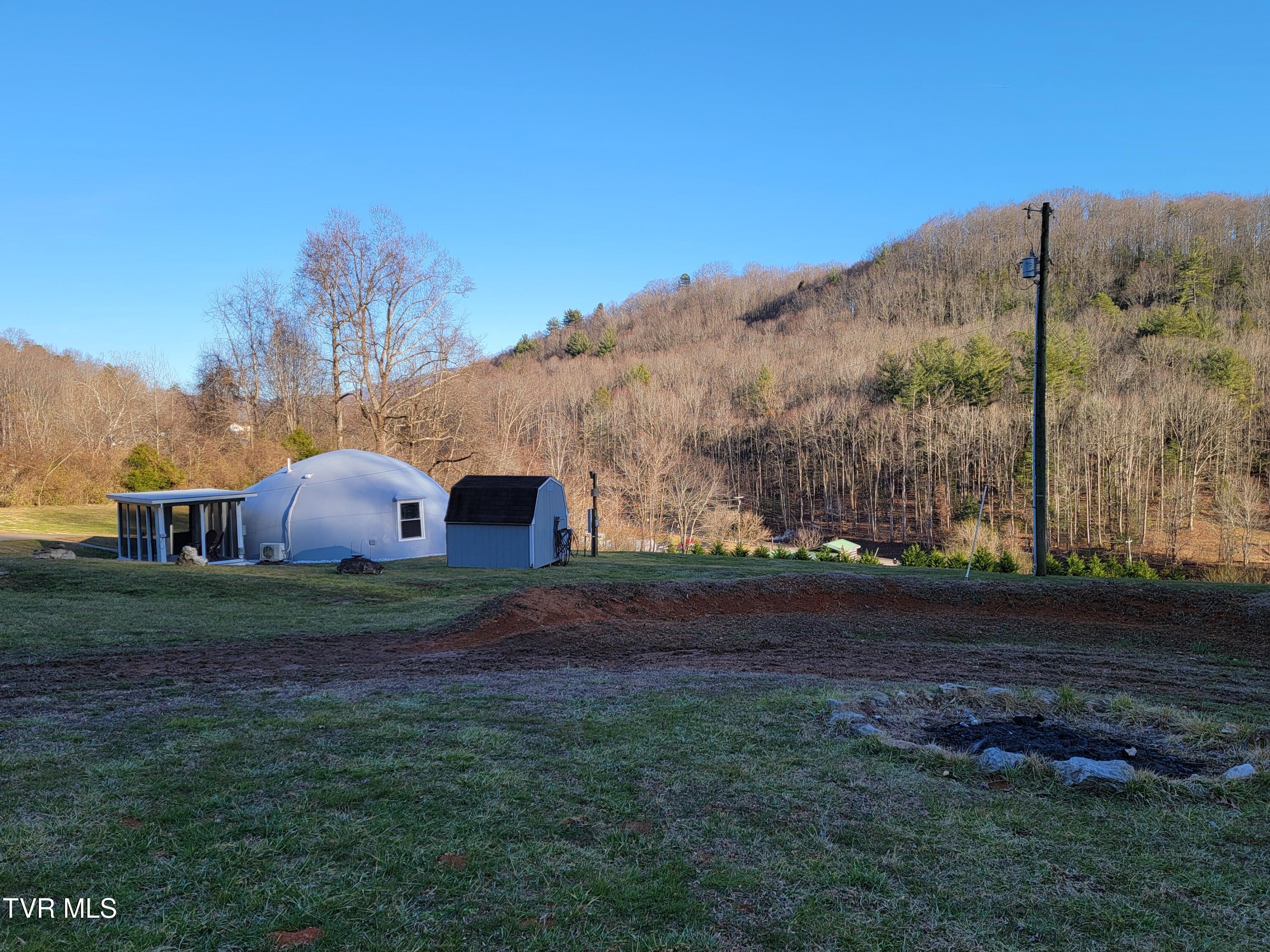 1701 Jonesborough Road Erwin, TN 37650 - Photo 4 of 48 20250203_161444