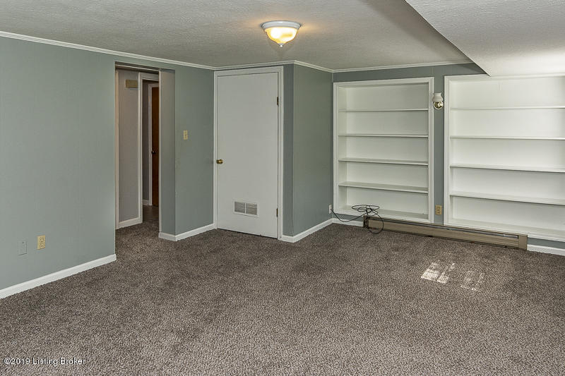 6720 Fernhaven Road Louisville, KY 40228 - Photo 36 of 45 _ADS7263