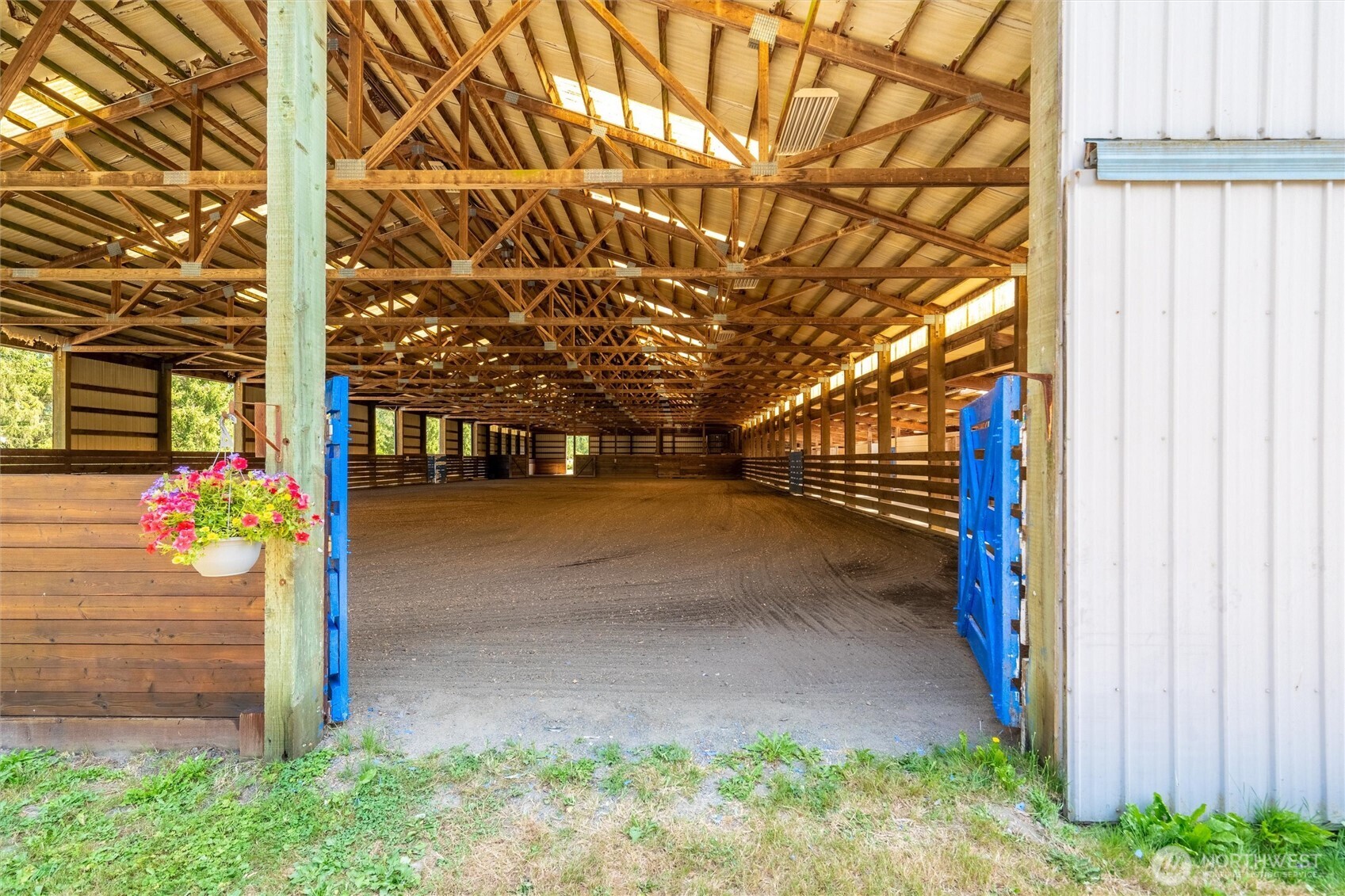3086 Standard Road Deming, WA 98244 - Photo 5 of 39