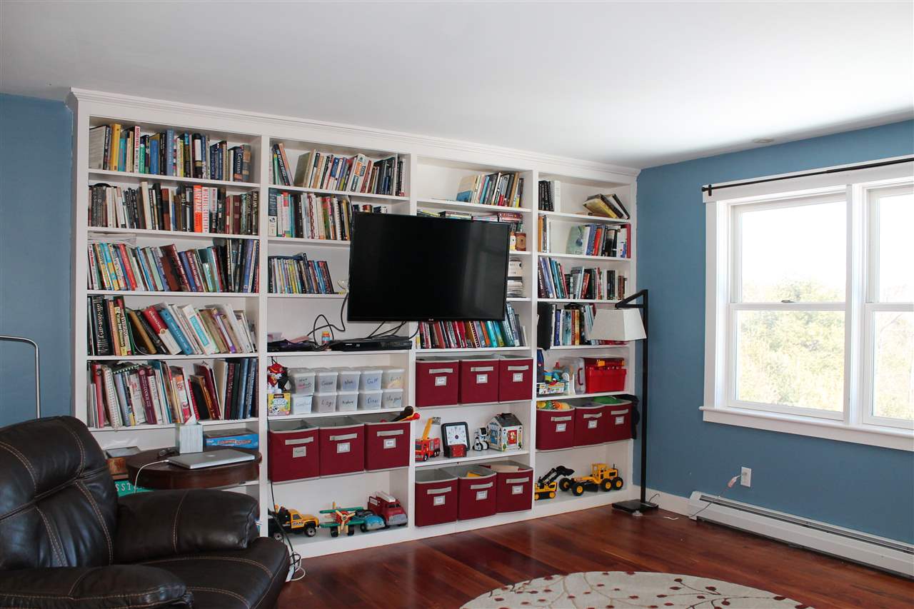 1732 Stowell Road Thetford, VT 05075 - Photo 13 of 27