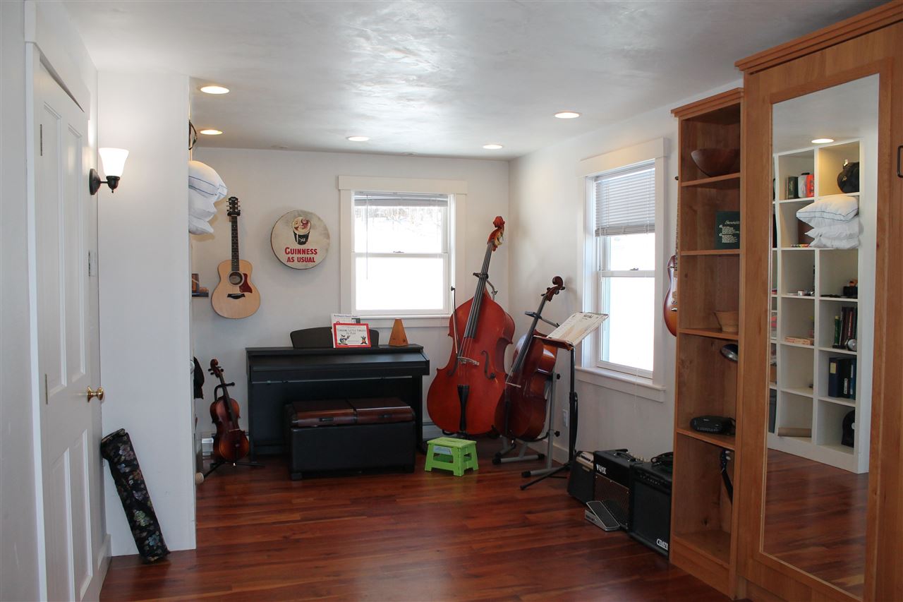1732 Stowell Road Thetford, VT 05075 - Photo 14 of 27