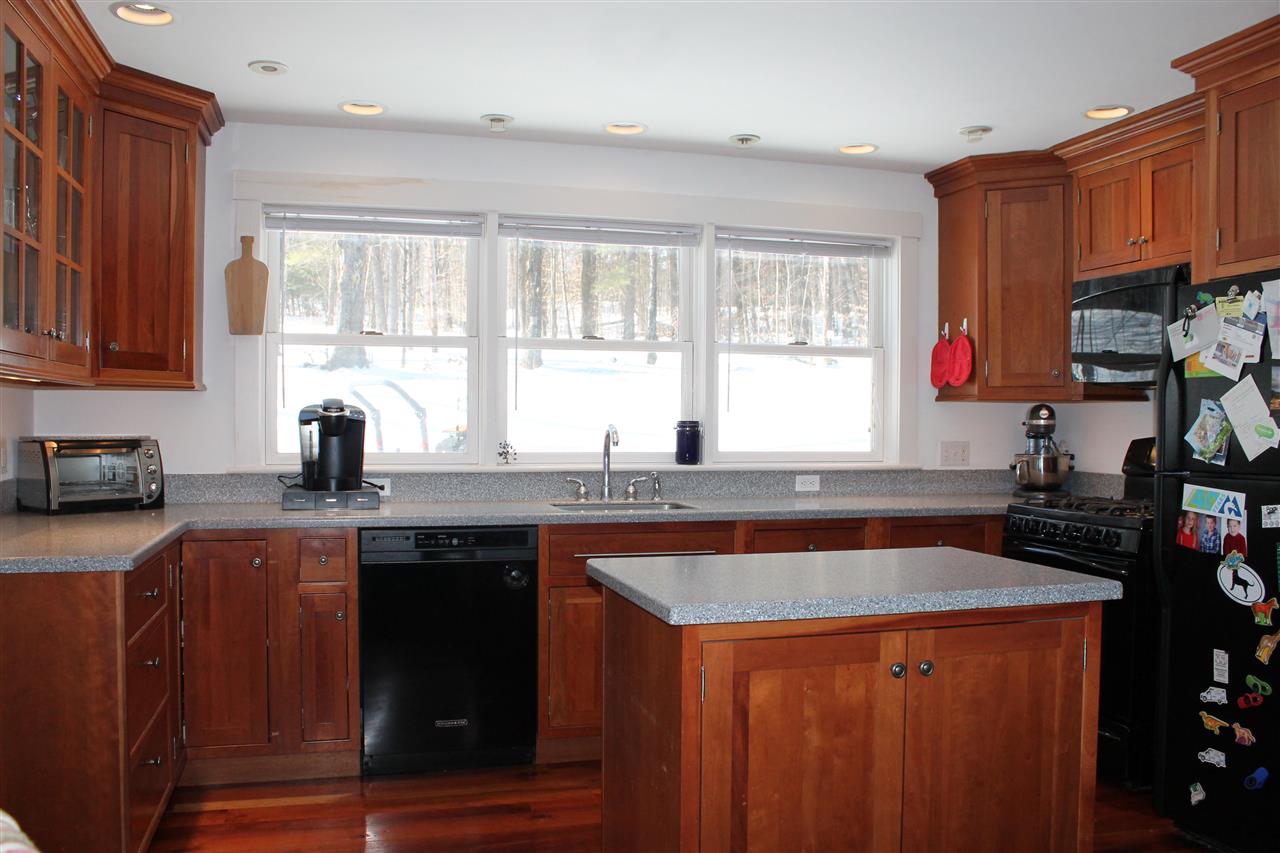 1732 Stowell Road Thetford, VT 05075 - Photo 9 of 27
